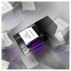Dark Vinyl Musk Extrait de Parfum
