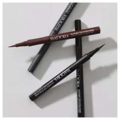 Flex Tip Eyeliner 1