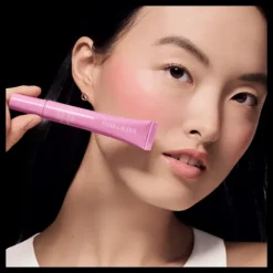 Futurist Blushmaker 10