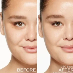 Revitalessence Skin Glow Foundation 30