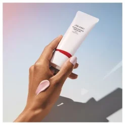 Revitalessence Skin Glow Primer
