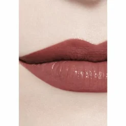 ROUGE ALLURE LAQUE