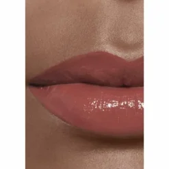 ROUGE ALLURE LAQUE