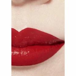 ROUGE ALLURE LAQUE