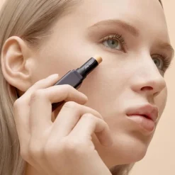Synchro Skin Correcting GelStick Concealer