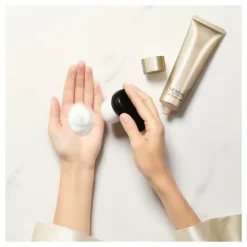 THE CREAMY SOAP