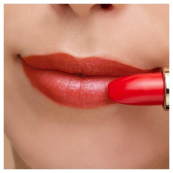 THE LIPSTICK
