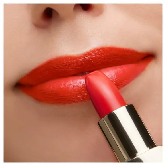 THE LIPSTICK