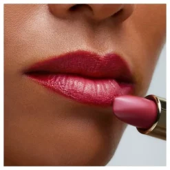 THE LIPSTICK